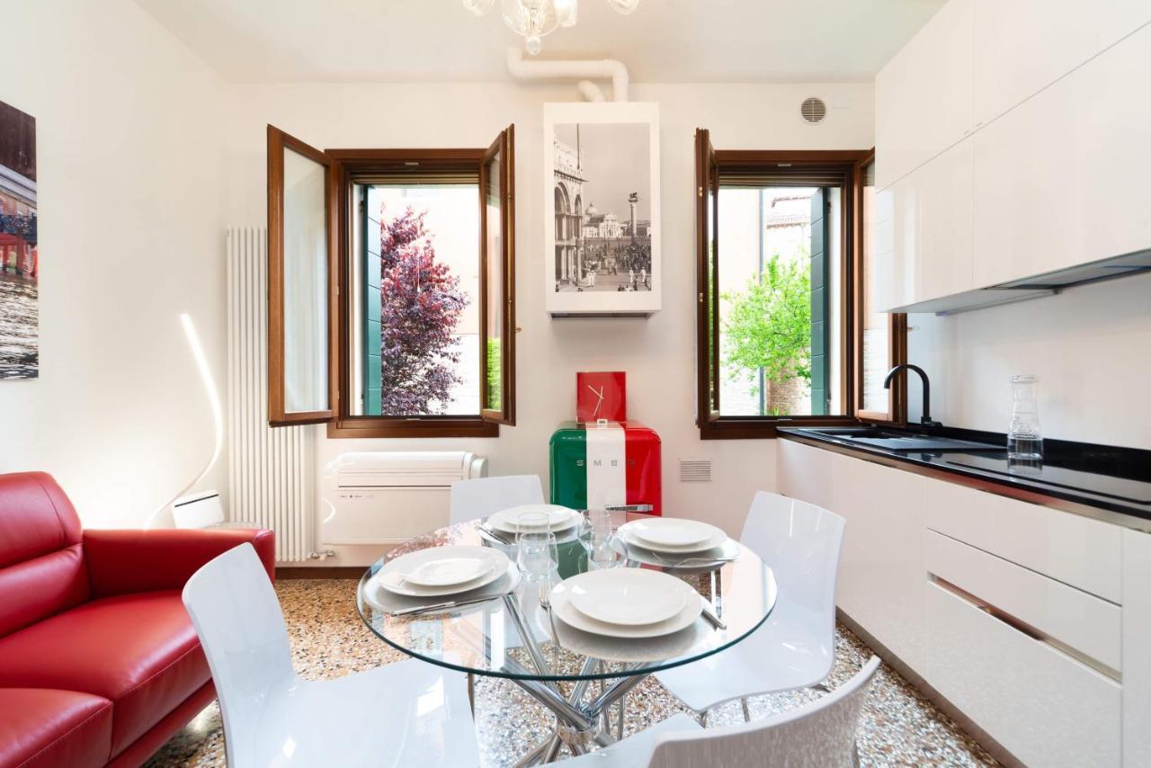 Just Urban - Castello 5067 Boutique * Venice